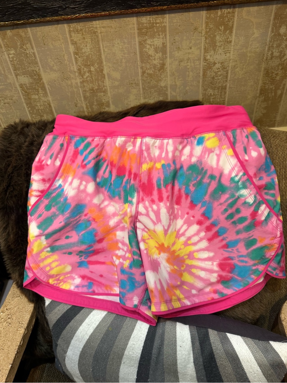 Lands End Pink Tie-Dye Active‎ Shorts Size 10